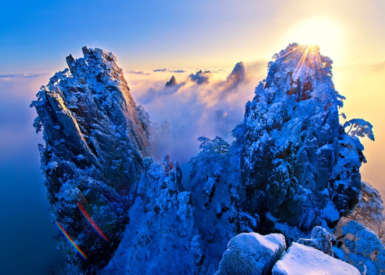 Tianmen Mountain Glass Walkway