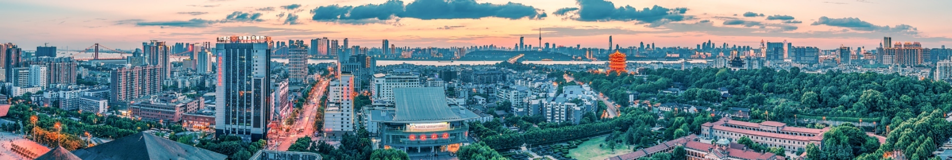 Panoramic View of Chongqing Chaotianmen Pier